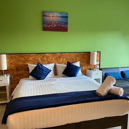 Maria'S Guest House, Restaurant & Bar Rawai Екстериор снимка